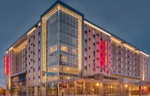 Hampton Inn & Suit Hotel